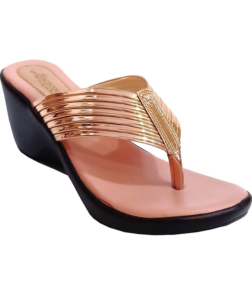 Racecourse - Peach Women's Slip On Heels