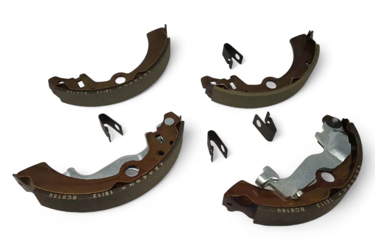 Maruti Suzuki Rear Brake Shoe Set AV832451