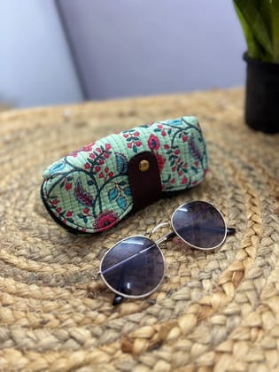 Fabric Sunglasses Cover – Stylish Protection for Your Shades