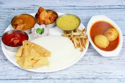 Egg Masala Thali