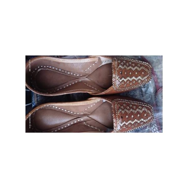 Punjabi Jutti for Women (Size 7)