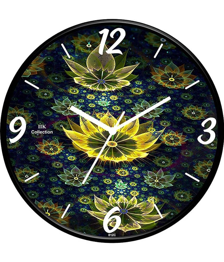 IIK COLLECTION - Circular Analog Wall Clock