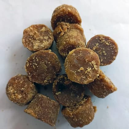 Jaggery cones