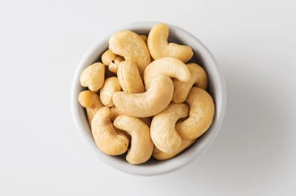Whole Cashew Nuts W240 - 1 Kg