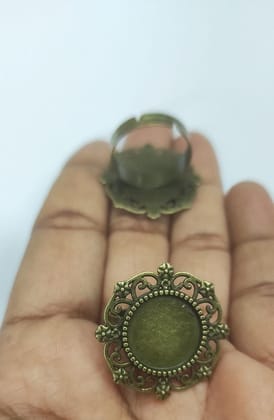 Cabochon Bezel - Code 32