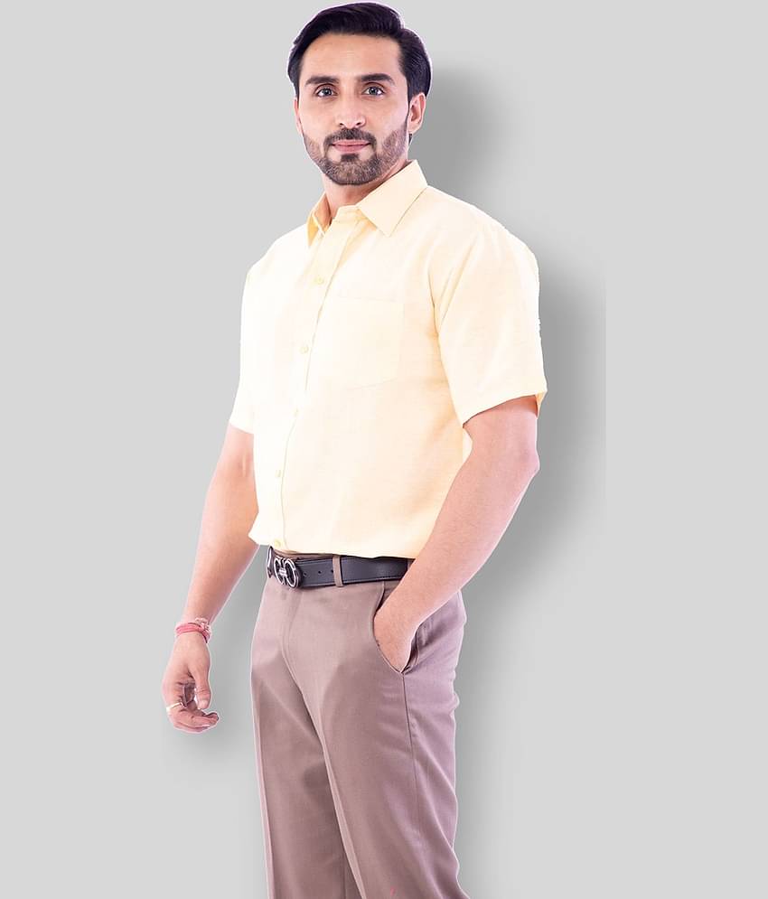 DESHBANDHU DBK - Beige Cotton Regular Fit Men's Casual Shirt ( Pack of 1 )