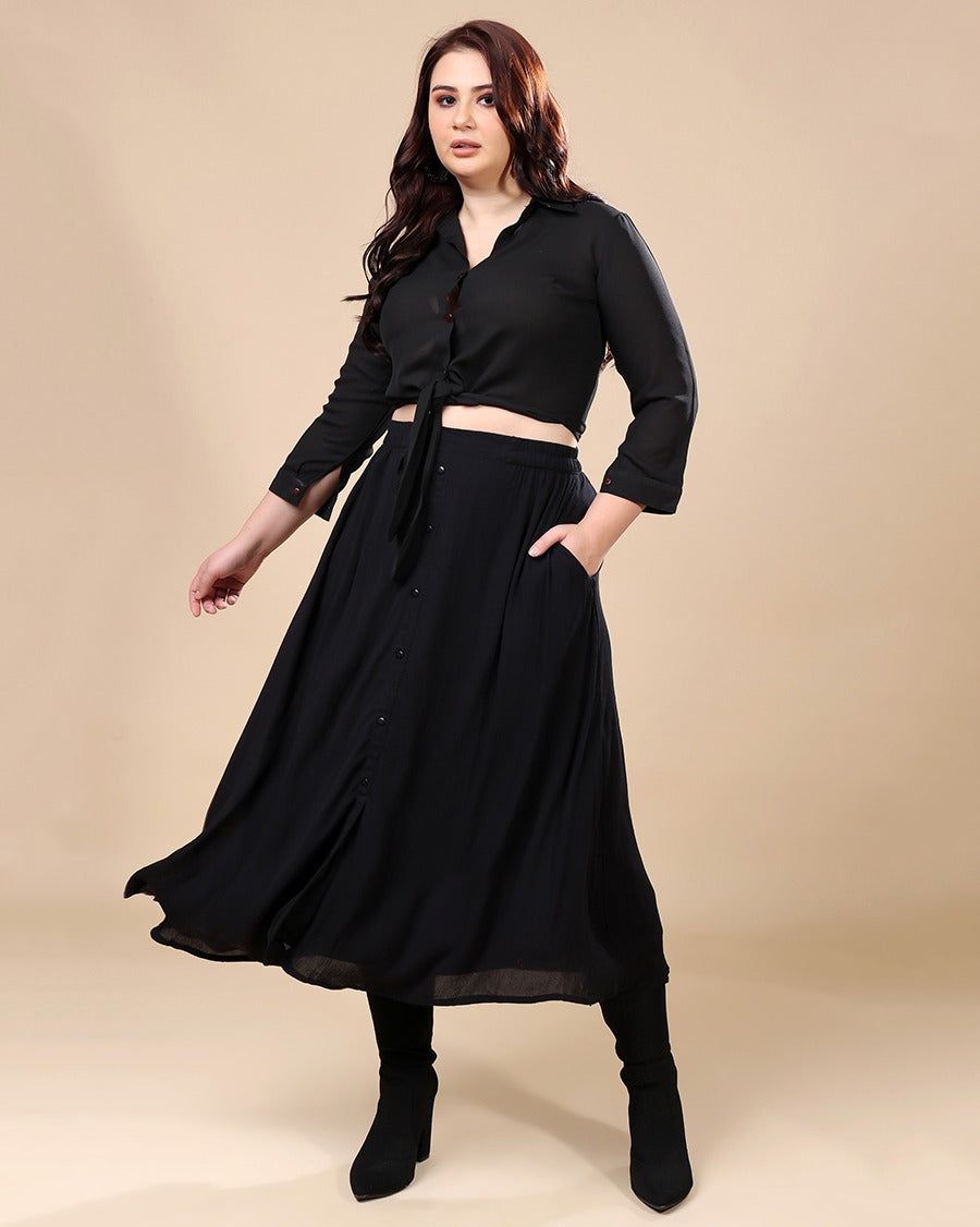 Black Solid Button Down Skirt-L / Black