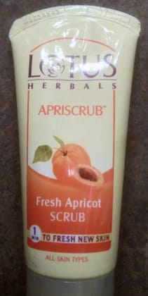 Lotus herbal apriscrub fresh apricoat