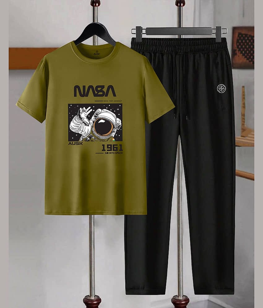 AOOSH Green Cotton Blend Relaxed Fit Men's Tracksuit ( Pack of 1 )