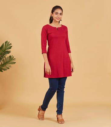 Magenta Solid Short Top-L / Magenta