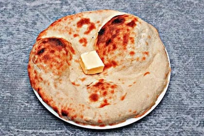 Khameeri Butter Roti