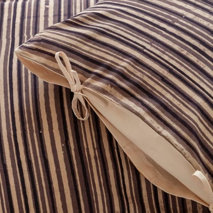 Ajrakh Pillow Case Set of 2 - 18x27-Beige & Black / 100% Cotton / 18 x 27 Inches