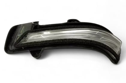 Maruti Suzuki Side Mirror Indicator - LH AV782424