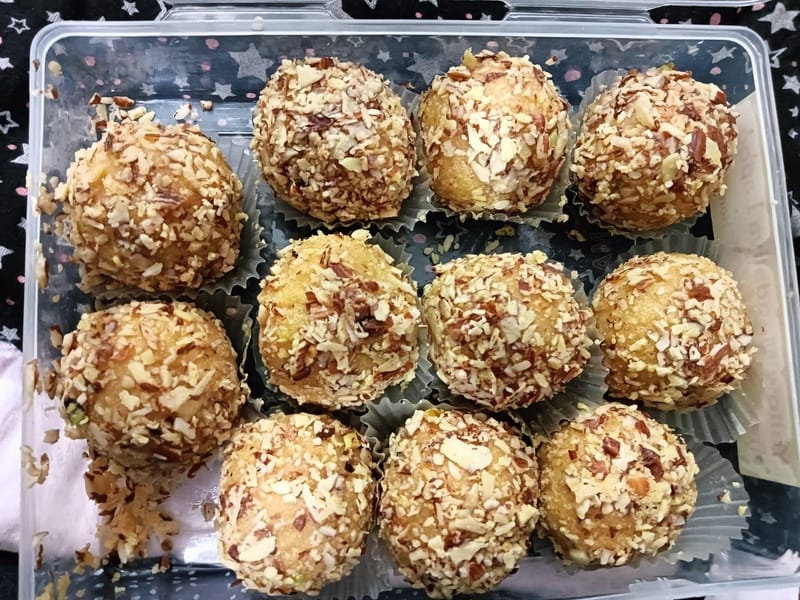 Mom's Magic Dink Ladoo Edible Gum Dry Fruit Sweet 500g | Gond Laddu Energy Booster for New Mothers