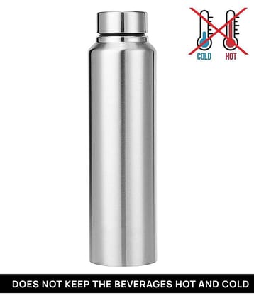 Dynore - 900 ml Fridge Bottle Silver Fridge Water Bottle 900 mL ( Set of 1 )
