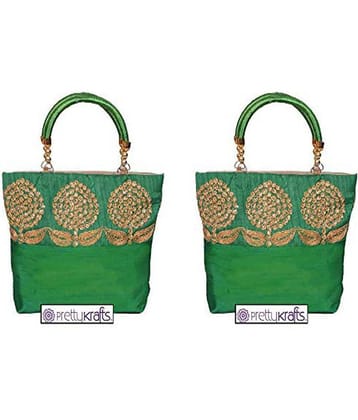 PrettyKrafts Green Cotton Handheld