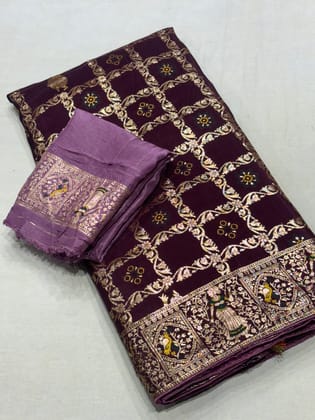 Pure Banarasi handloom georgette Weaving beautiful saree