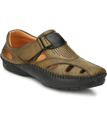 Fashion Victim Green Faux Leather Sandals
