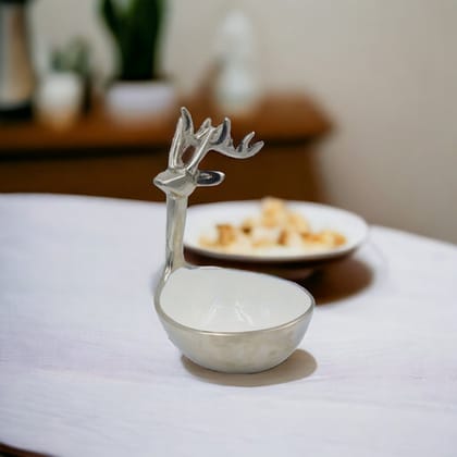 Aluminum Decorative Bowl with Deer Head Handle Aluminum Decorative Bowl with Deer Head Handle