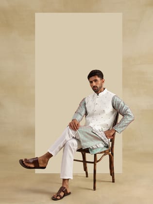 Men's Jacquard Silk Green Kurta & White Pyjama With Daman Embroidered Cream Nehru Jacket-36