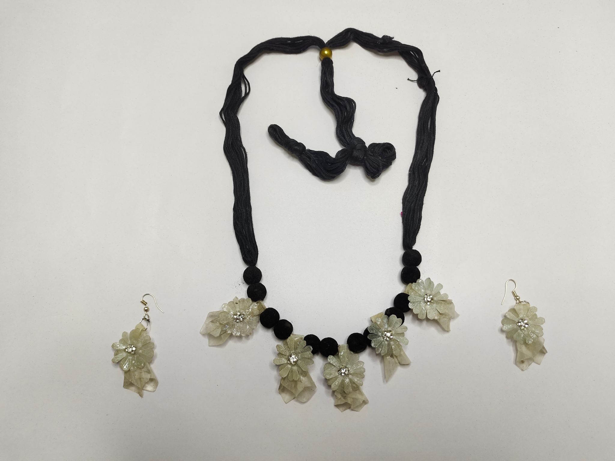 Handmade Fish Scale Necklace with Earrings Set | Floral Design