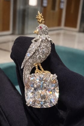 Brooch pin cum Pendant