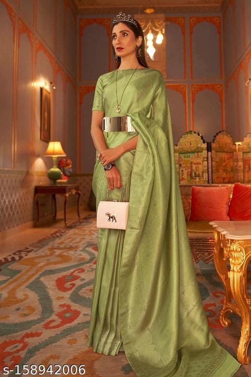 Lim Green Golden Zari Shine Soft Kanjivaram Silk Wedding Saree With Blouse