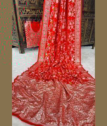 fab woven Kanjivaram Silk Woven Saree With Unstitched Blouse Piece ( Red )