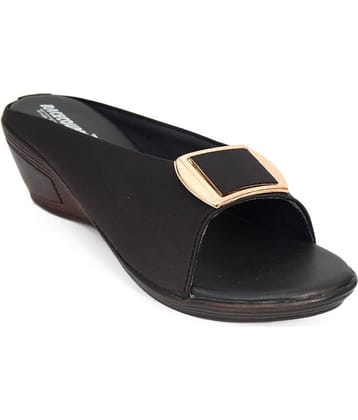 Racecourse - Black Women's Slip On Heels