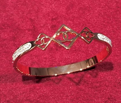 BRACELET AD BRACELET AD
