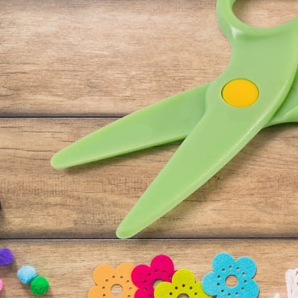 Plastic Safety Scissor, Pre-school Training Scissors (1 Pc)