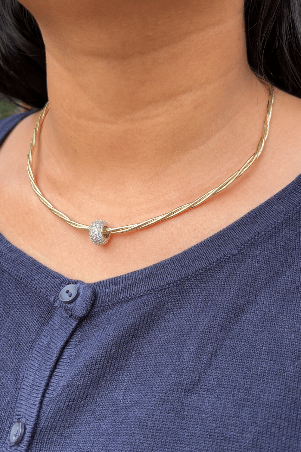 TWO-WAY GOLD BAND NECKLACE WITH DETACHABLE PENDANT