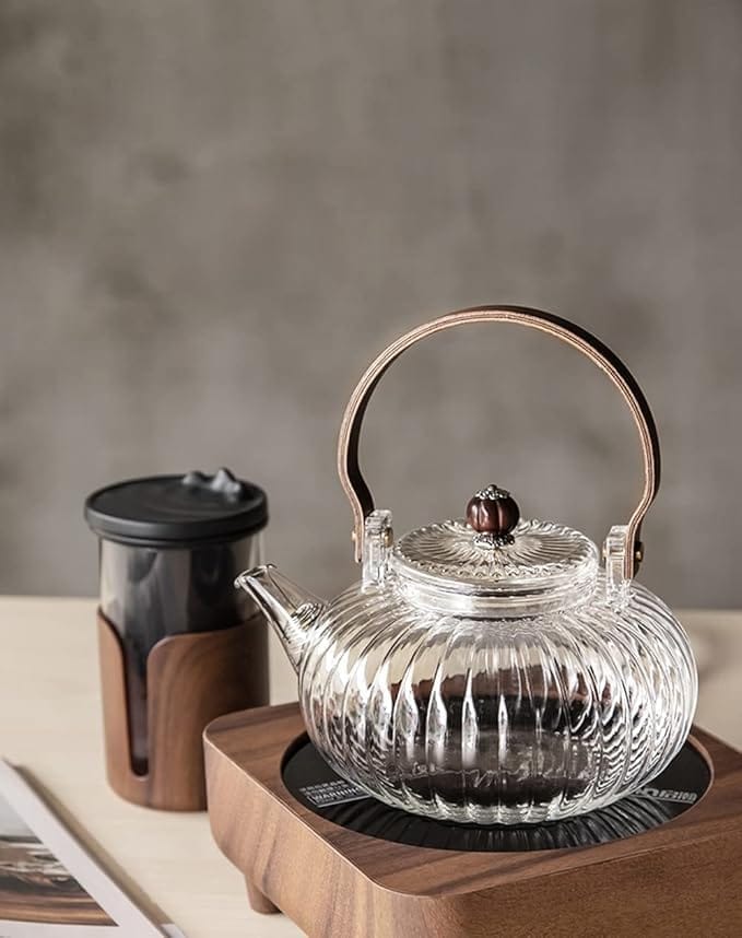 Lining Kettle with Glass Lid and Wooden Handle | 900 ML | Borosilicate Glass Tea Pot | Unique Design & Safety Features