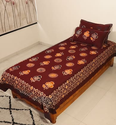 Handcrafted Batik Print Cotton Single Bed Sheet with Two Pillow Covers