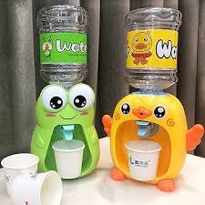 Cute Mini Water Dispenser for Children Mini Drinking Fountain Pumps Water Juice Milk Drinking Fountain clay toy with Multicolored Clay Art Simulation Cartoon