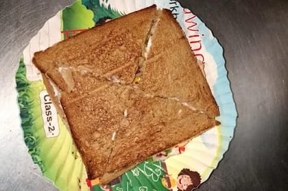 Vegetable With Cheese Sandwich