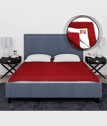 Beybee Maroon Laminated Bed Protector Sheet ( Pack of 2 )