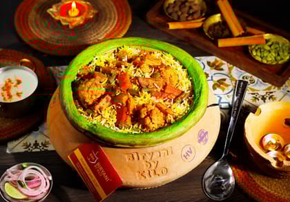 Veg Hyderabadi Biryani [2 Kg]