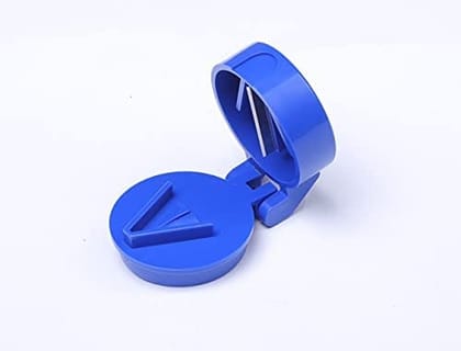 Ezyfit Plastic 4 In 1 Tablet Crusher and Cutter, Pill Crusher and Splitters for Cutting Large, Small Pills Medicine - Pack of 1