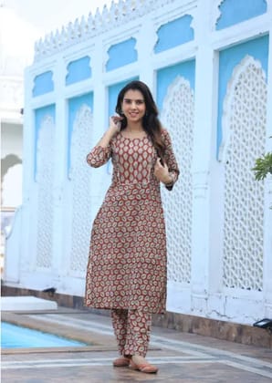 Brown Cotton Premium And Elegant Kurti With Pant For Women.