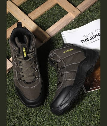 Action Beige Training Shoes