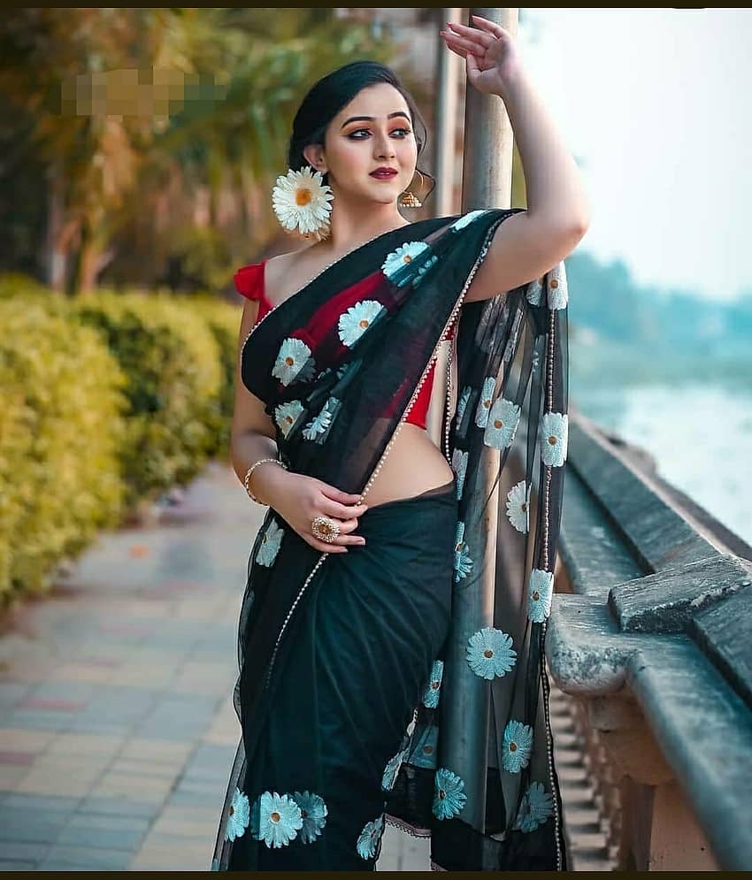 Gazal Fashions Net Embroidered Saree With Unstitched Blouse Piece ( Black,White )