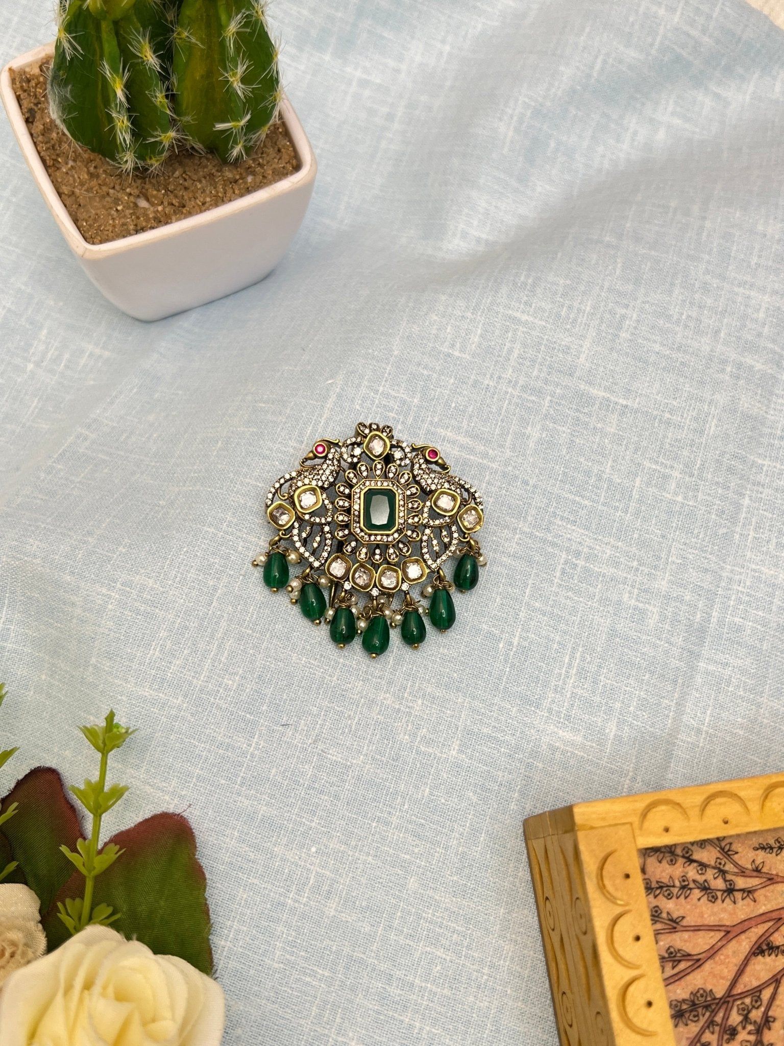 Small Victorian Jade Bille 0459
