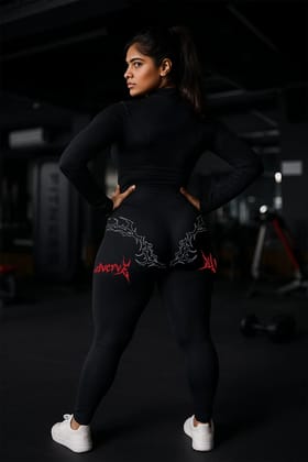 UNCHAINED SOUL STRIDE LEGGING-XS