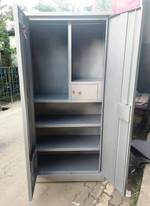 1001 Glossy Hammertone Metal Paint, Silver Ash, 1L, High Gloss, Weather Resistant, Quick Drying 1001 Glossy Hammertone Metal Paint, Silver Ash, 1L, High Gloss, Weather Resistant, Quick Drying