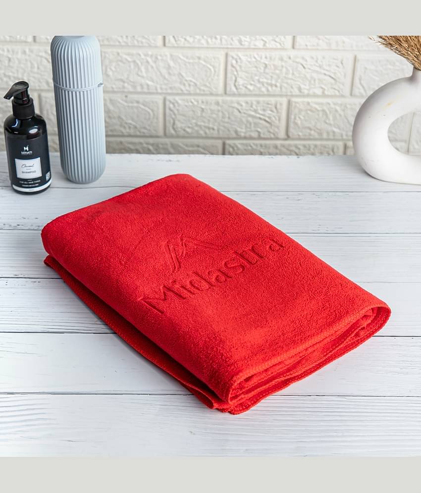 Midastra Pack of 1 Microfibre 500 -GSM Bath Towel ( Red )