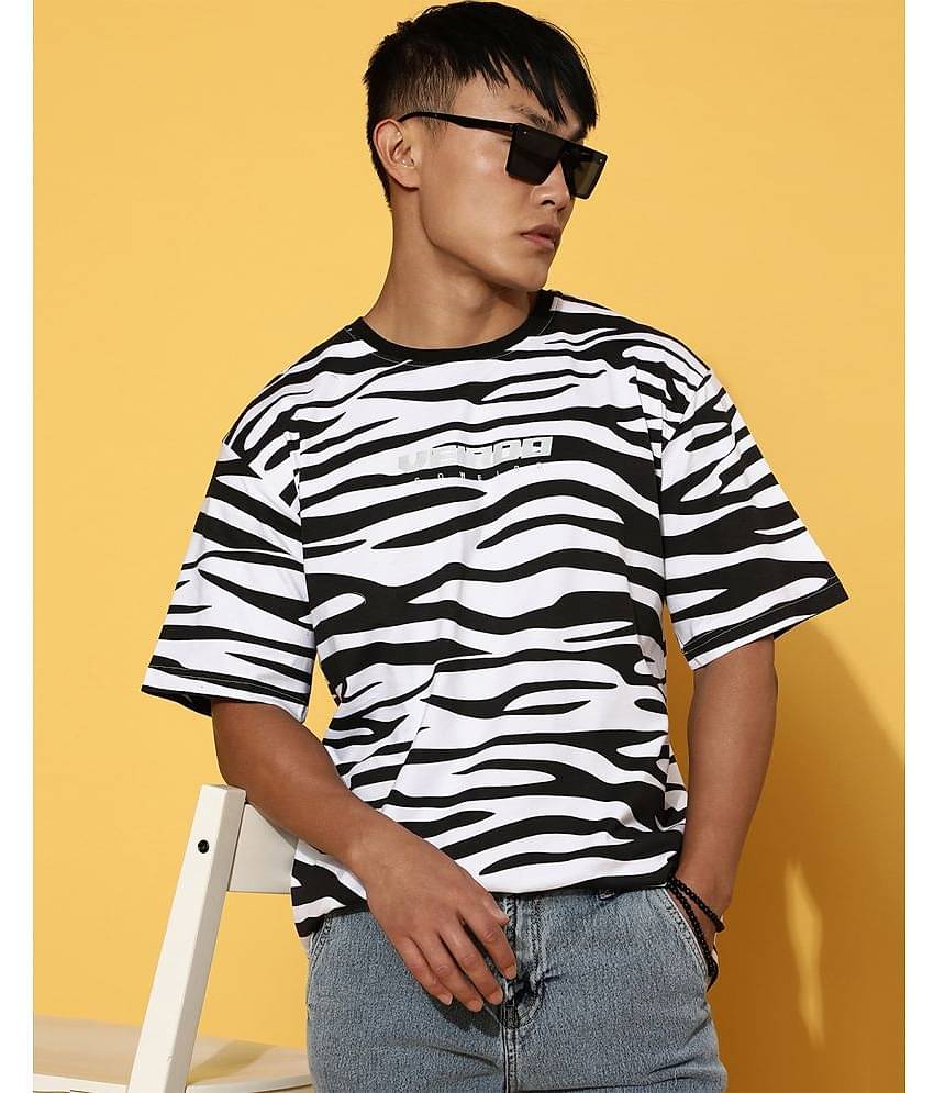 Veirdo Pack of 1 100% Cotton Oversized Fit Men's T-Shirt ( Black )