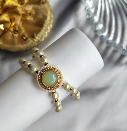Pearl Bracelet