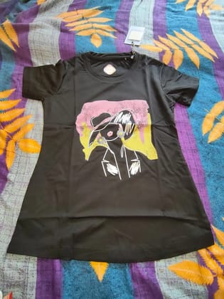 Neck printted tees..