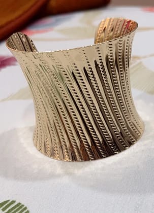 Anti tarnish Handcuff